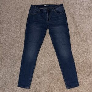 ANKLE LENGTH JEANS OLD NAVY SUPER SKINNY SIZE 4